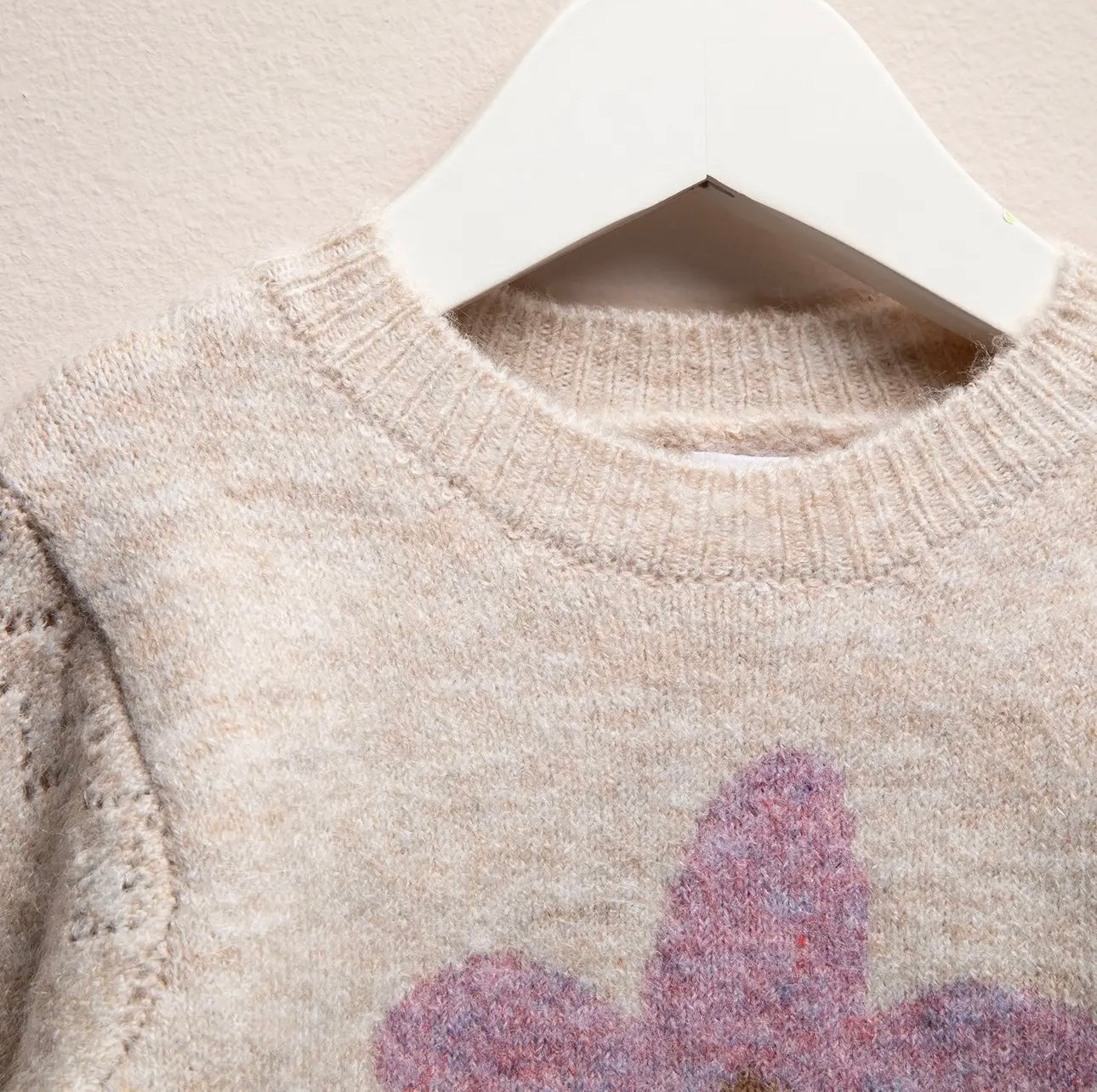 Saco tejido flor bebé