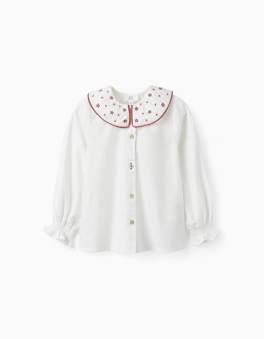 Blusa en algodón cuello grande y bordado