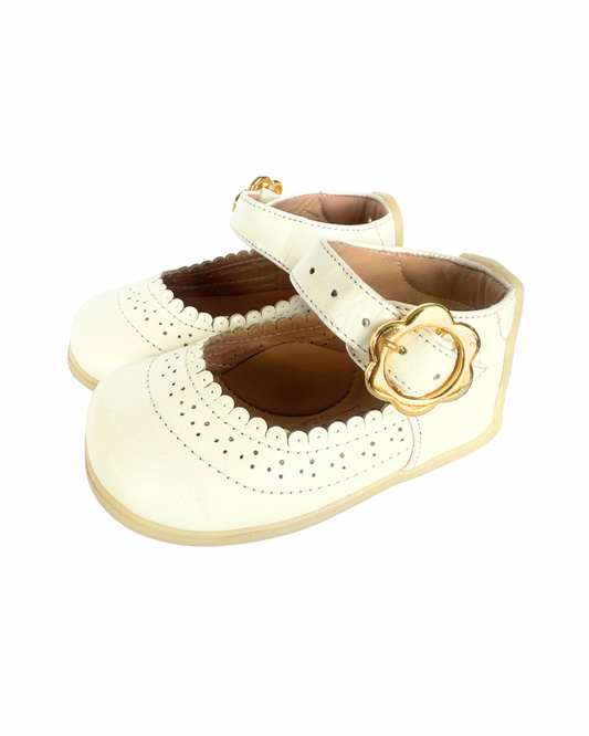 Zapato blanco perla bebe